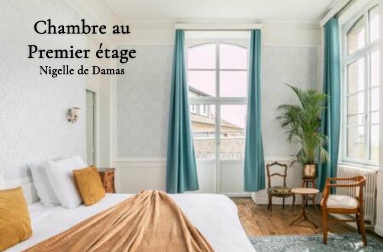 Mercier De Montigny - Les Chambres Du Beffroi - Spa Et Massage Fougères Eksteriør bilde
